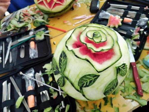 吃瓜专业技能,解锁专业吃瓜技能，畅享娱乐盛宴